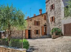 Tranquil Village Stay with Fireplace