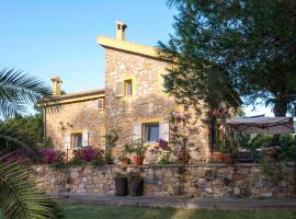 Sardegna - Villa Con Parco e Piscina a Carloforte，位于卡洛福泰的酒店
