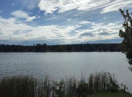 Wohnen am See，位于Zernsdorf的酒店