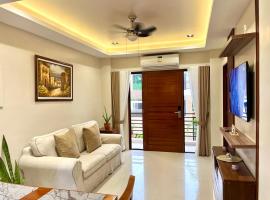 Humble Cocoon1-2BR Unit House Near Inflatable Island & Subic Bay Yacht，位于苏比克的酒店