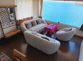 Inti Illimani Lodge，位于Comunidad Yumani的宠物友好酒店