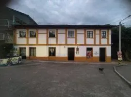 Casa Reina