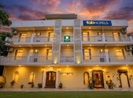 FabHotel Aravali Suites