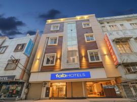 FabHotel Shree Galaxy，位于坎普尔的酒店