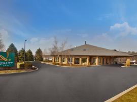 Quality Inn Marshall near I-69，位于马歇尔的酒店