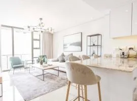 Andringa Walk, Modern 2 Bedroom Apartment