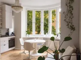 Top spot in heart of City Center - Next to everything