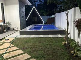 Grand Cabins，位于邦劳的带热水浴缸的酒店