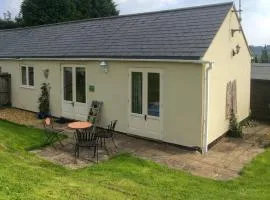 Parsnip Place - Uk32606