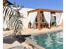 Villa Habiba - Superbe maison avec piscine à Ghazoua