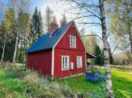 2 Bedroom Gorgeous Home In Rottneros