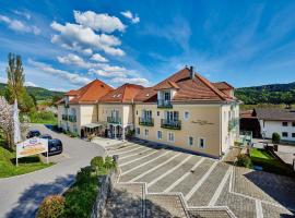 AKZENT Hotel Bayerwald-Residenz，位于Neukirchen的酒店