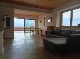 Relaxing accommodation and family，位于弗拉翁的酒店