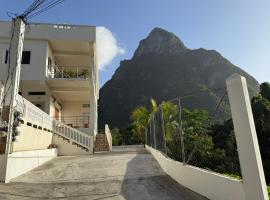 You 4 Ric Piton Suites，位于苏弗里耶尔的酒店