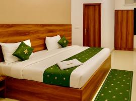 Hotel Premium Rooms by Krishiv Hotels，位于范兰德凡的酒店