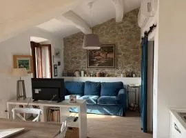 Castle Apartment with Lake View