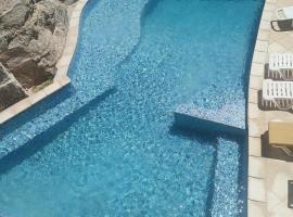 Villa privée avec piscine，位于科尔巴的酒店