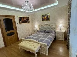 2к люкс в класичному стилі Netflix