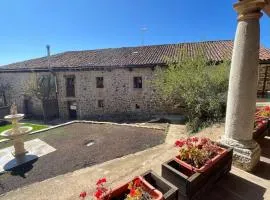 Hotel y Casa Rural El Retiro del Oso