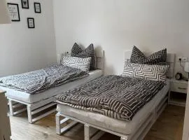 Ferien und Monteurwohnung mit Garage im Gäu