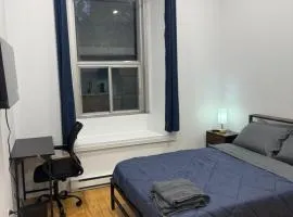 Charming Apartment downtown Montreal with Parking & Pet-Friendly