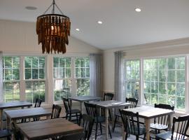 萨迪沃旗宾馆，位于桑威奇的酒店