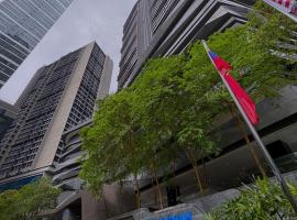 吉隆坡双子塔温德姆套房酒店，位于吉隆坡的酒店