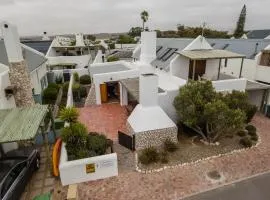 Sea Pearl Holiday Home