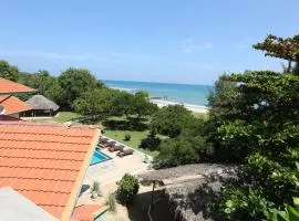 Kay Jay Beach House - Pasikudha