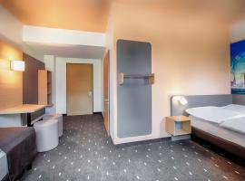 B&B Hotel Rostock-Hafen，位于罗斯托克的酒店