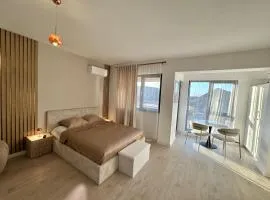 LV Desiree Loft by Pipera