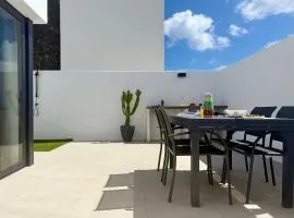 Canaryislandshost l Almar de Arrieta