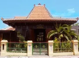 Ndalem Ngadisuryan