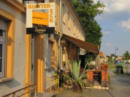 可落斯酒店，位于Kloster Zinna的酒店