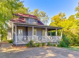 Private Dock! Auburn Getaway on Lake Martin
