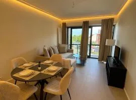 Luxury 1 Bedroom Apartment with Sofa Bed & Balconies Prime Location near ING Arena, Expo 12 & Atomium