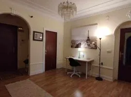 FlipHouse Rooms Pensión⭐