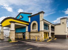 休斯顿戴斯酒店，位于休斯顿的酒店