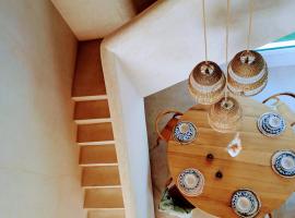 Villa Face a l'océan- Havre de paix & grand confort avec piscine à TOUBAB DIALAW，位于Rufisque的酒店