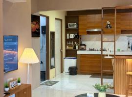 Bay Mau Homestay, 2BR House with generator- near Dahican beach，位于Mati的宠物友好酒店