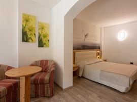 Hotel Regent's，位于安达洛的酒店