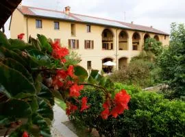 卡希纳阿尔迈乐旅馆