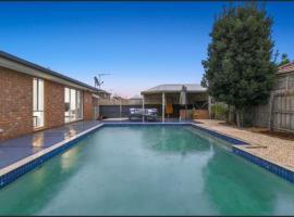 Seffa Dom property Melbourne，位于Springvale South的酒店