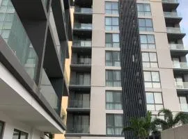 Real Escal 1 bedroom at Airport Residential