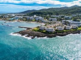 Grand Palladium Lady Hamilton Resort & Spa - All Inclusive，位于卢西的带泳池的酒店