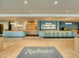 Radisson Hotel Brussels Centre Midi，位于布鲁塞尔的酒店