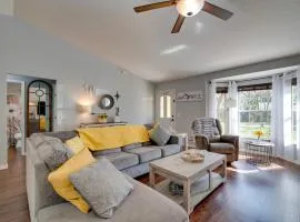 Private Heated Pool Sunny Homosassa Stay!