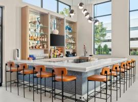 Residence Inn by Marriott Melville，位于梅尔维尔的酒店