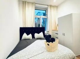 Cozy & Comfy Studio Apartment Very Central