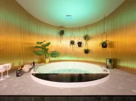 GOLDEN GOLF Brno with WHIRLPOOL, GARDEN and free PARKING